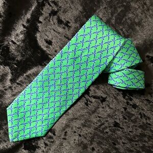 New Robert Talbott Hickey’s Men's Green Tie w/
Blue Birds